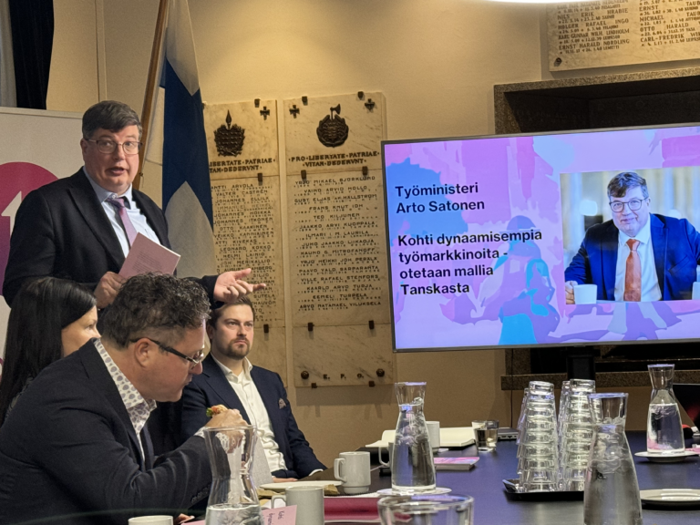 Ministeri Satonen Tanskan työllistämismallista: "Kala pitää syödä ruotoineen"